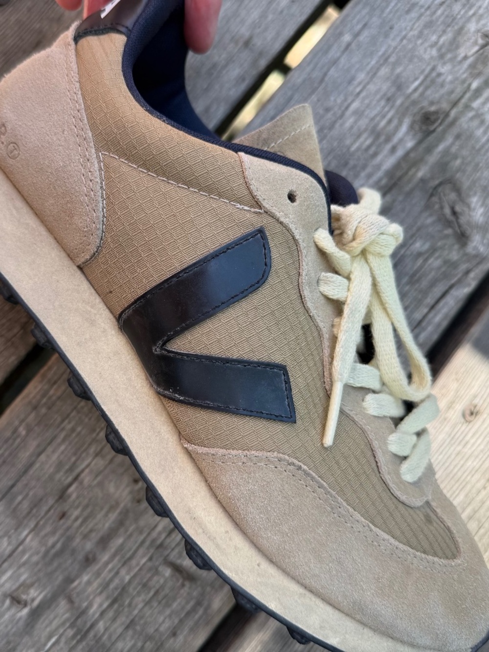VEJA sneakers women's size 9.5